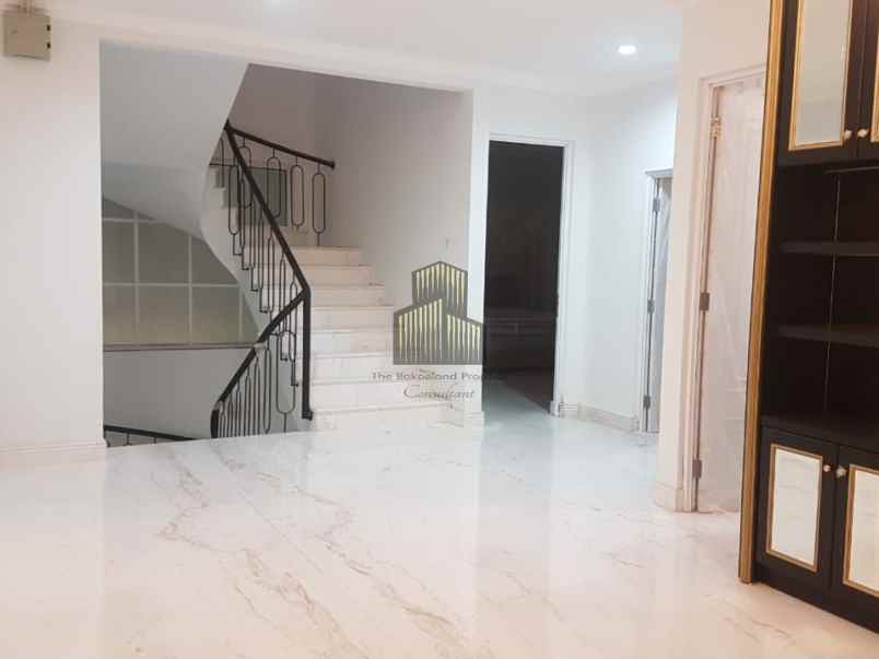 dijual rumah mangunharjo