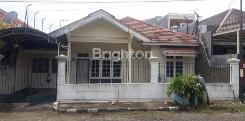 dijual rumah manyar rejo