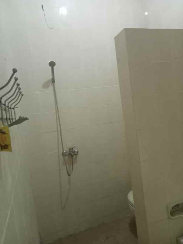 dijual rumah medayu