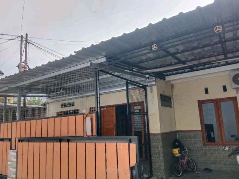dijual rumah meijing lor