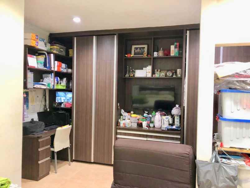 dijual rumah metro permata 1