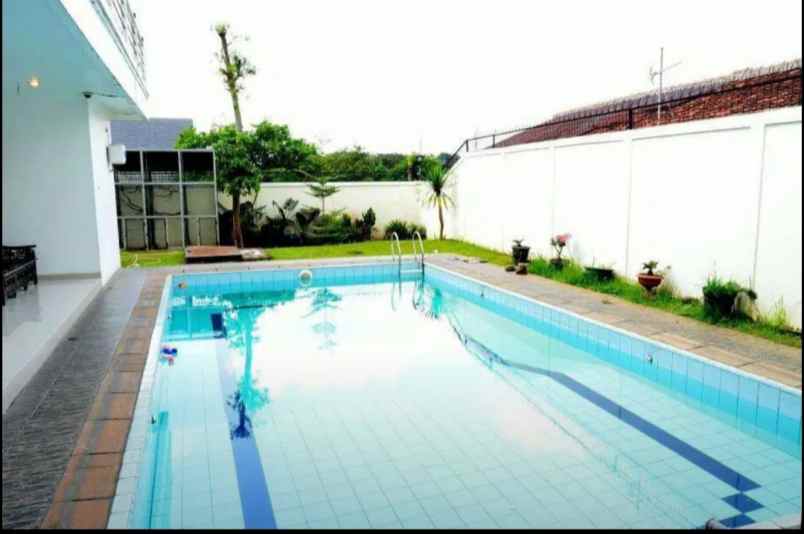 dijual rumah mewah siap huni di cinere mas depok