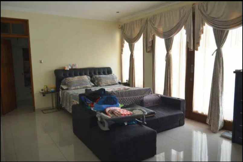 dijual rumah mewah siap huni di cinere mas depok
