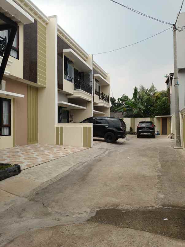 dijual rumah murah dekat pintu toll cijago depok