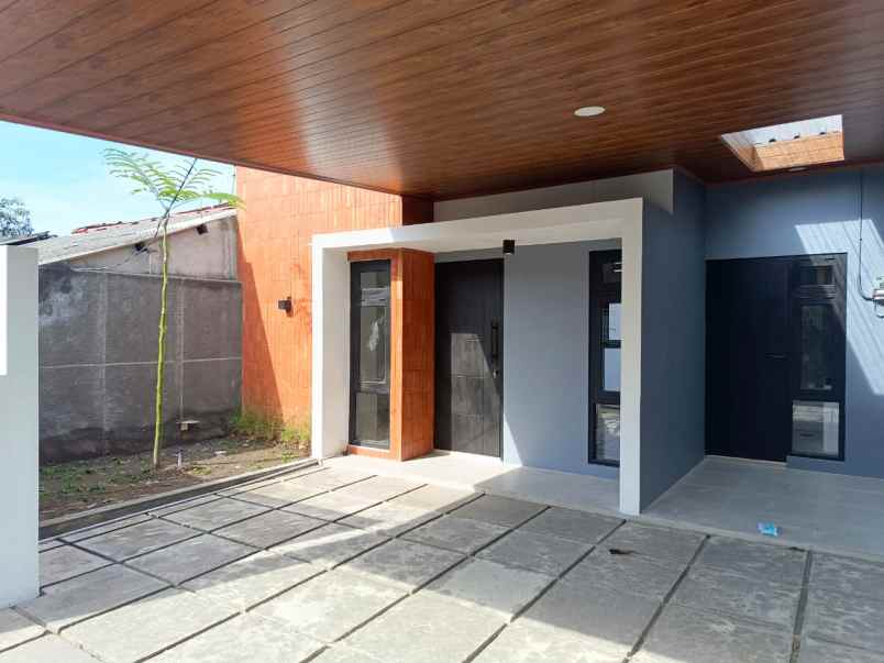 dijual rumah pajangan bantul