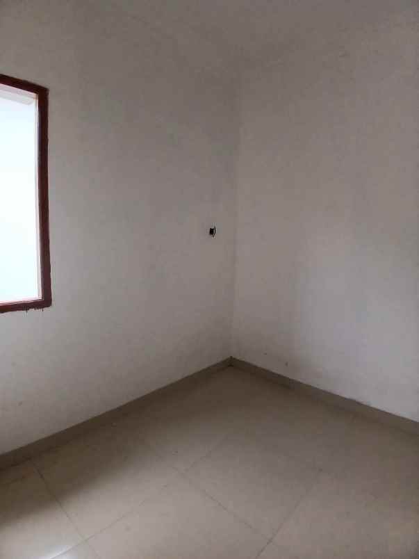 dijual rumah pengasinan