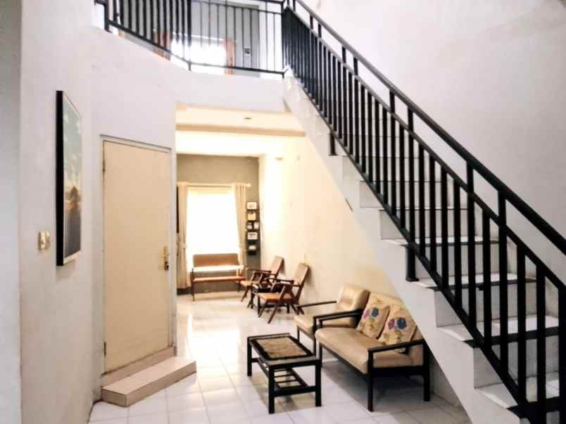 dijual rumah permata depok regency