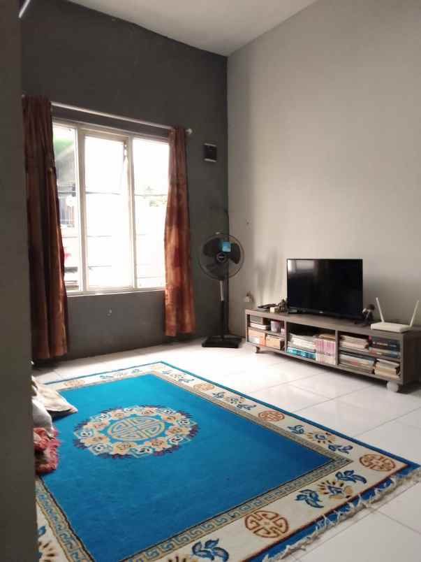 dijual rumah permata depok regency