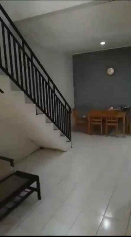 dijual rumah permata depok regency
