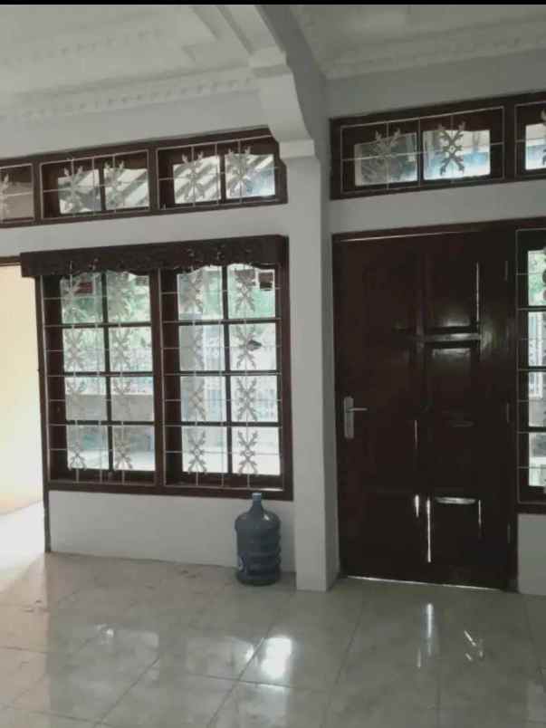 dijual rumah perum wisma penjaringan sari