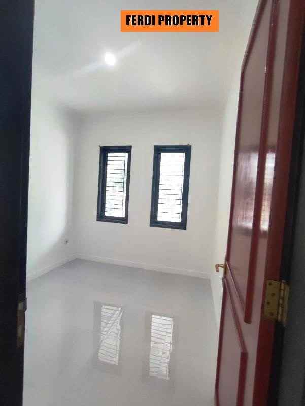 dijual rumah perumahan legenda wisata