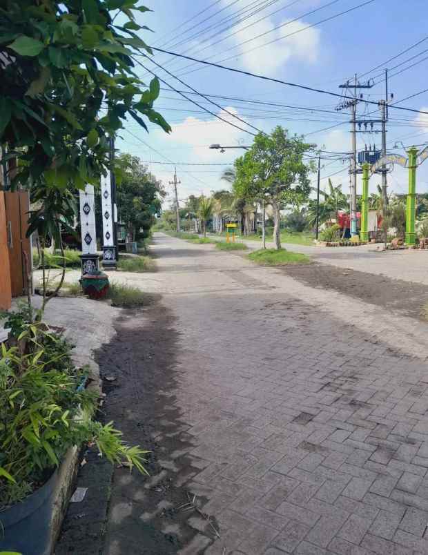 dijual rumah perumahan mentari bumi