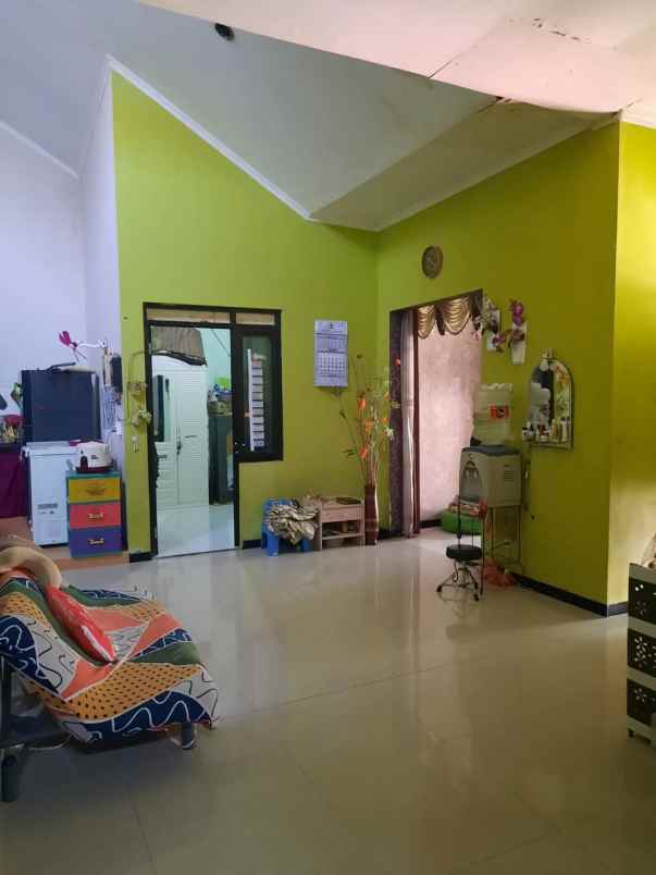 dijual rumah perumahan palm residence