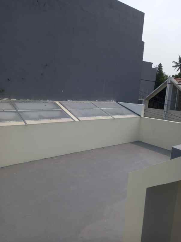 dijual rumah pesona florence kota