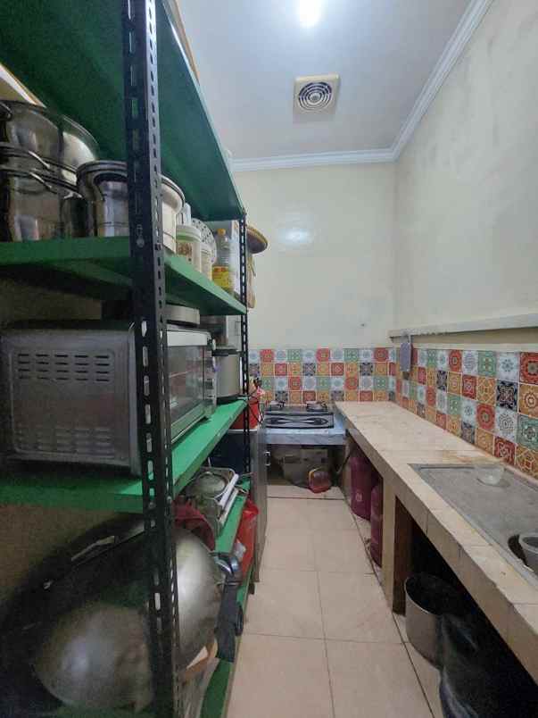 dijual rumah pondok bambu