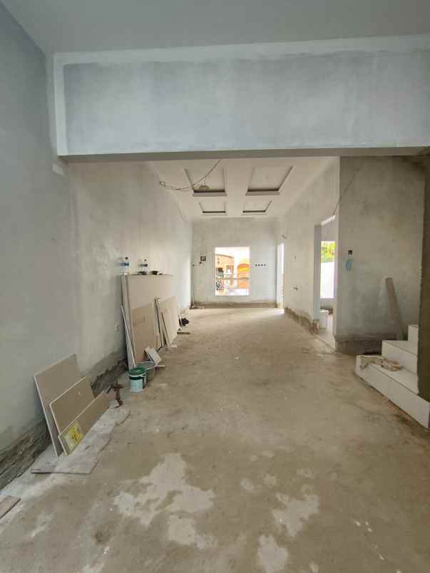 dijual rumah pondok bambu