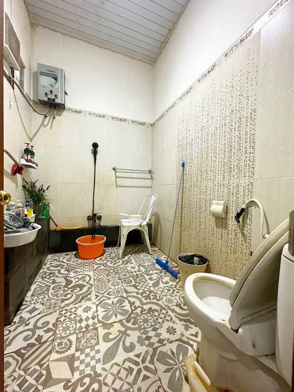 dijual rumah pondok bambu