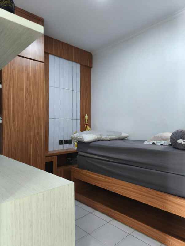 dijual rumah pondok bunga sariwangi