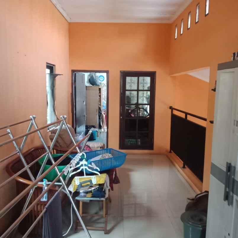 dijual rumah pondok gede
