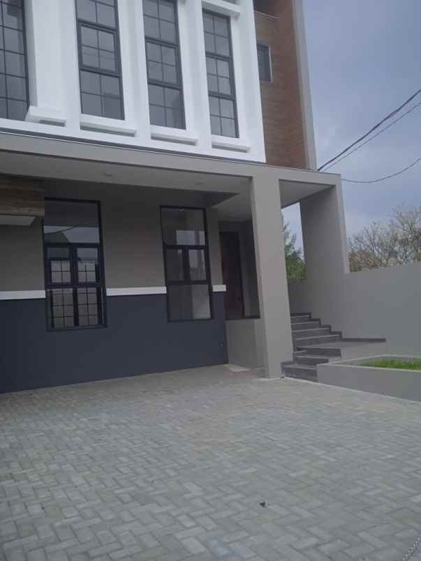 dijual rumah pondok hijau setiabudi