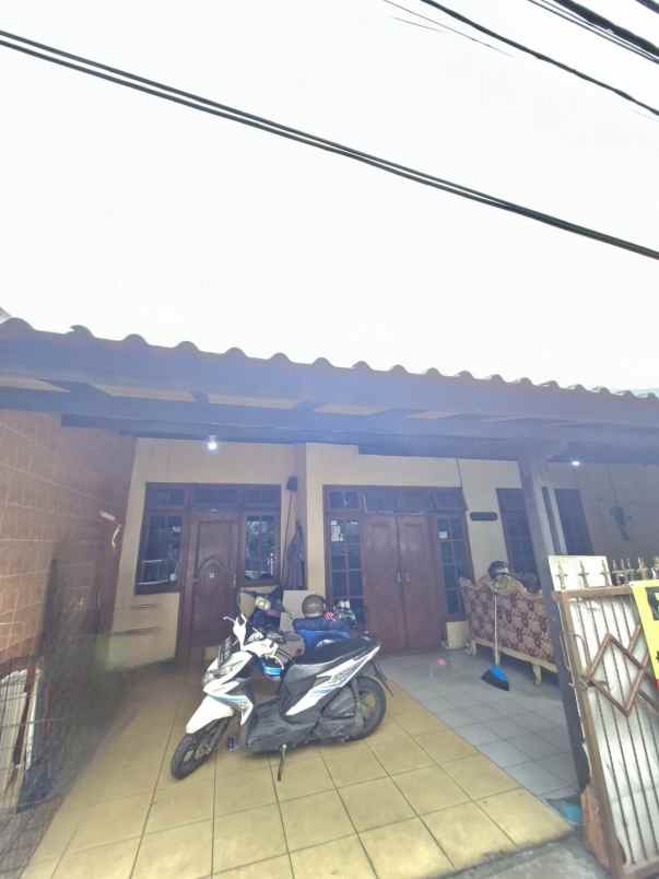dijual rumah pondok pucung indah