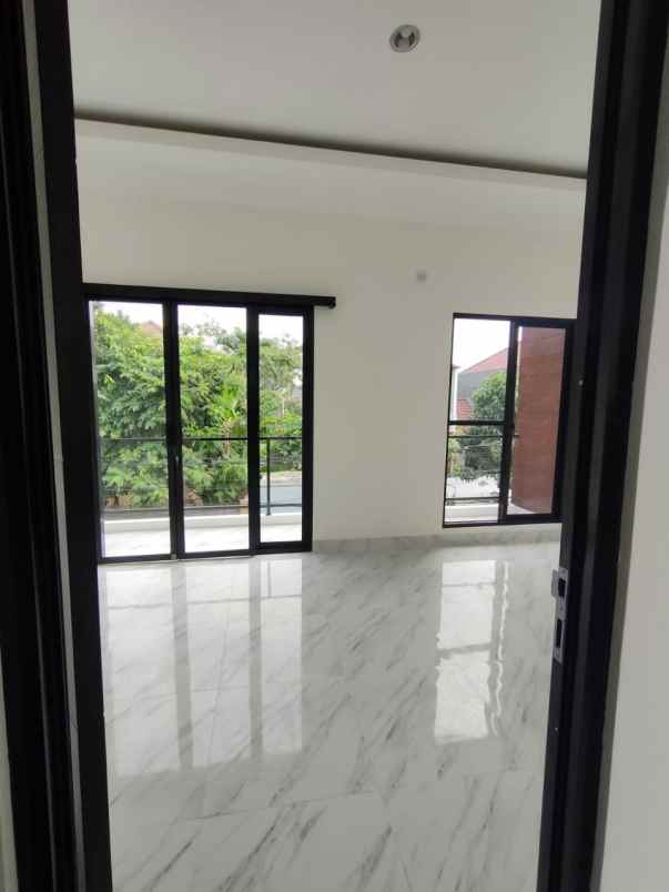 dijual rumah pondokrangon cipayung