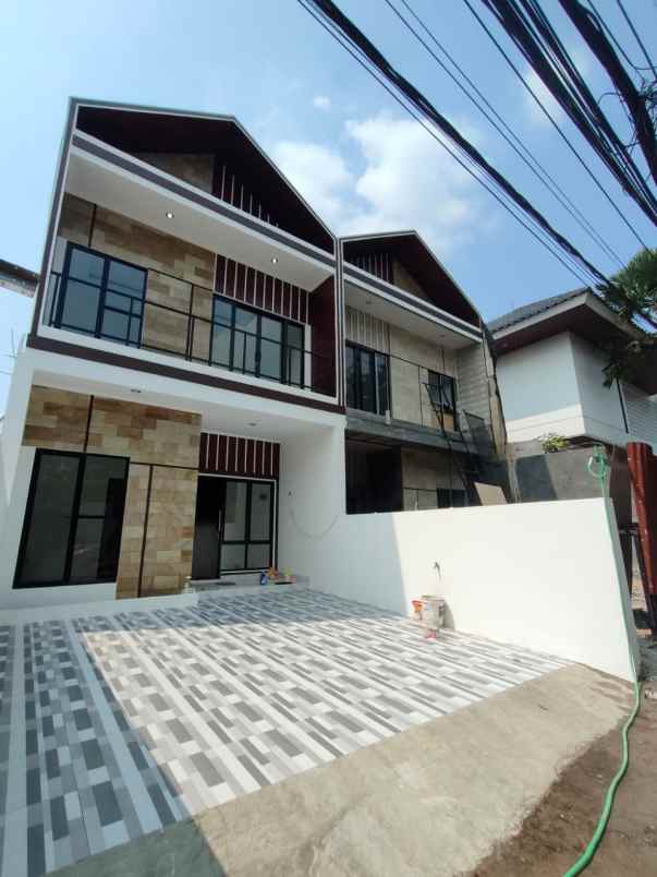 dijual rumah pondokrangon cipayung