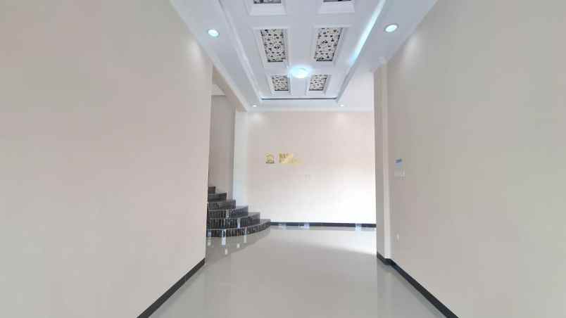 dijual rumah potorono kec banguntapan