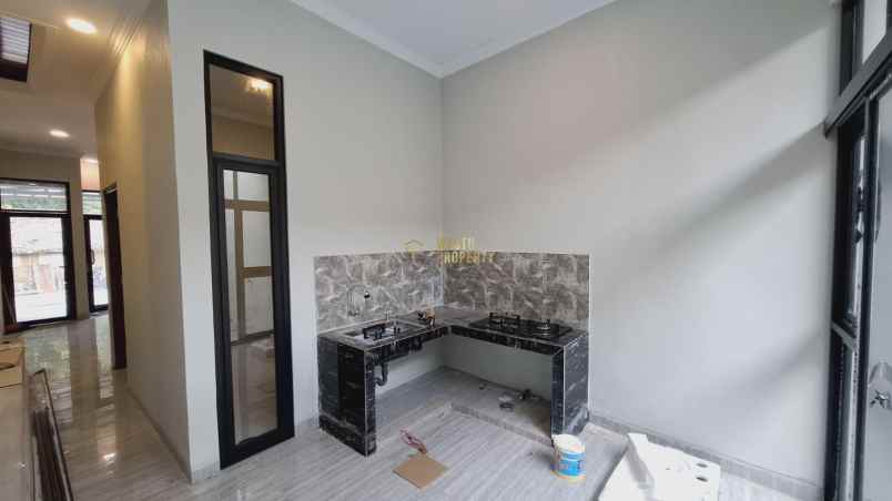 dijual rumah purwomartani kalasan