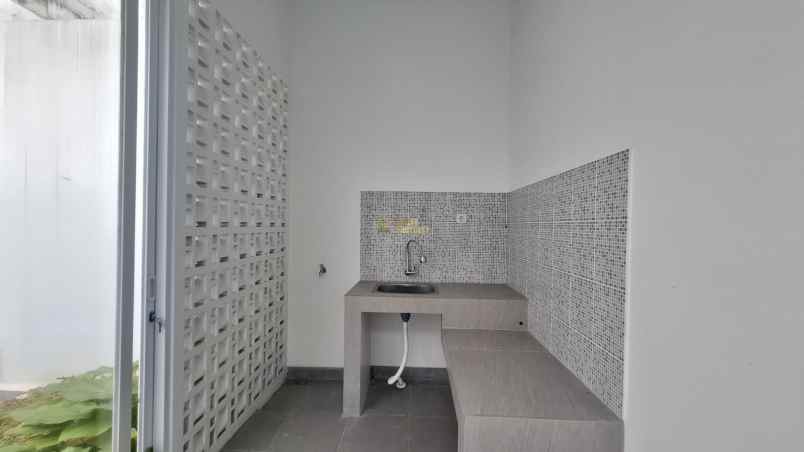 dijual rumah purwomartani kalasan