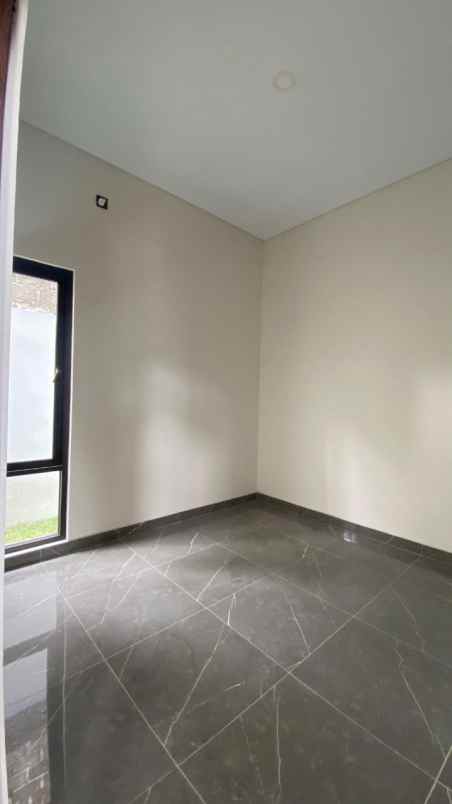 dijual rumah purwomartani kalasan