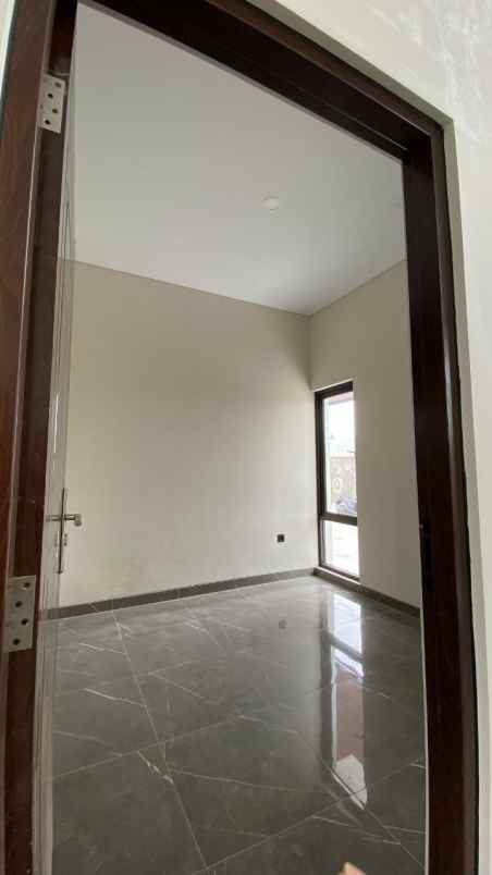 dijual rumah purwomartani kalasan