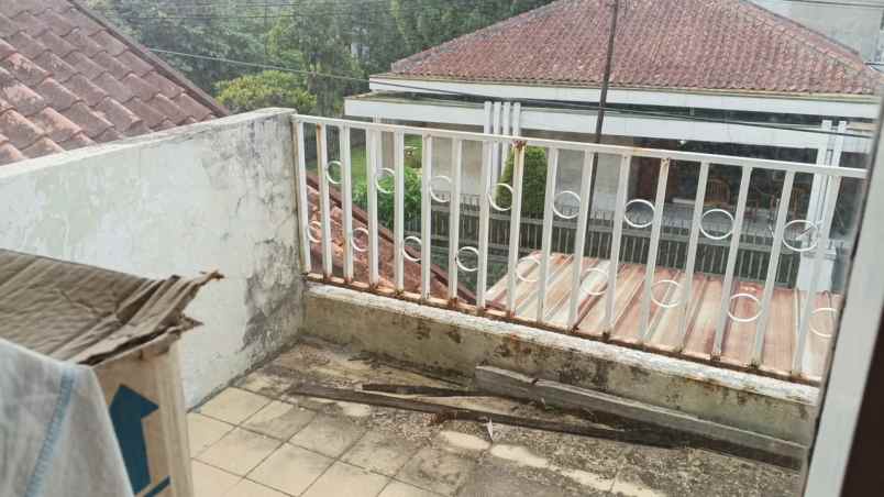 dijual rumah rajamantri