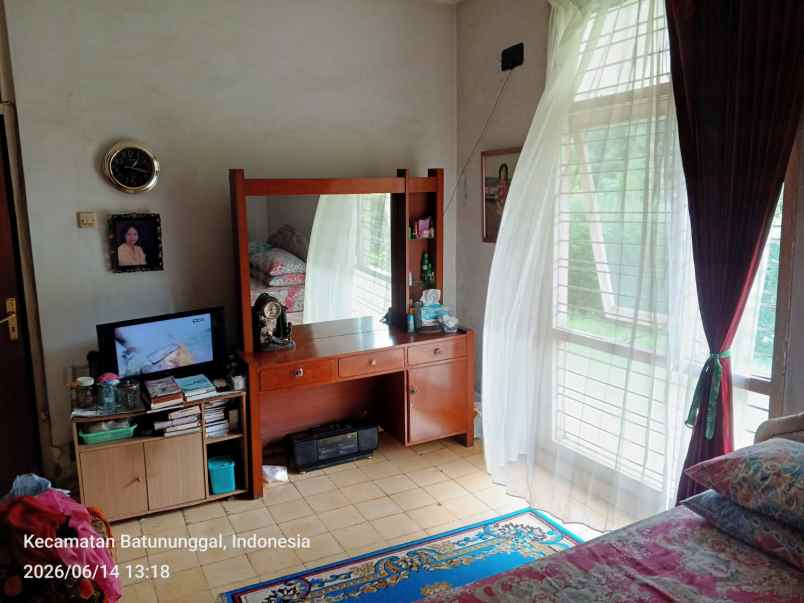 dijual rumah rajamantri
