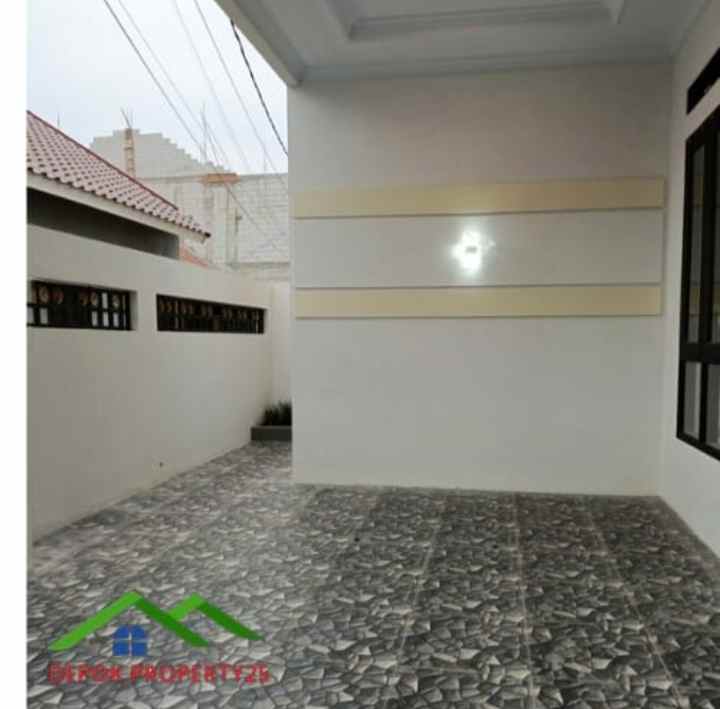 dijual rumah rangkapan jaya pancoran