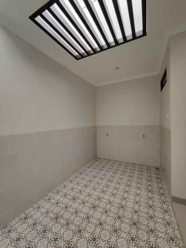 dijual rumah rawamangun jakarta timur