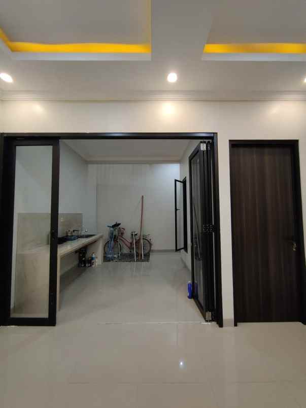 dijual rumah rawamangun jakarta timur