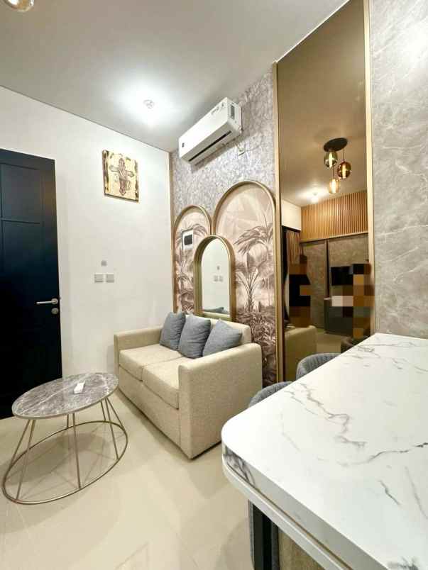 dijual rumah regency one east point