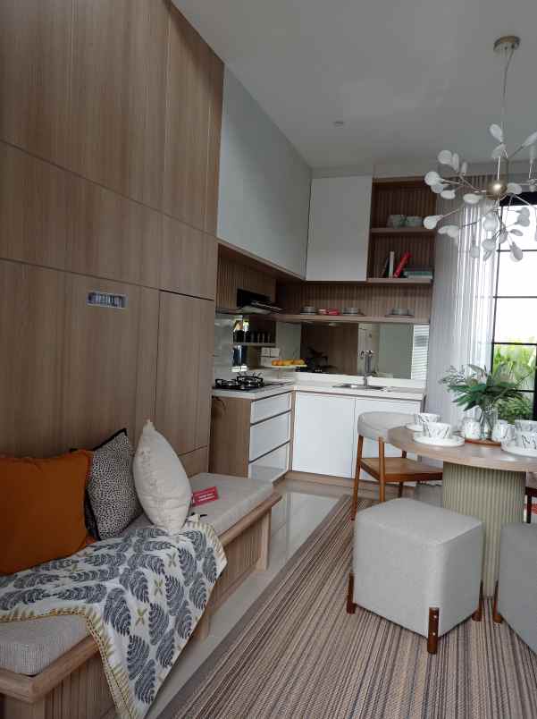 dijual rumah sambiroto