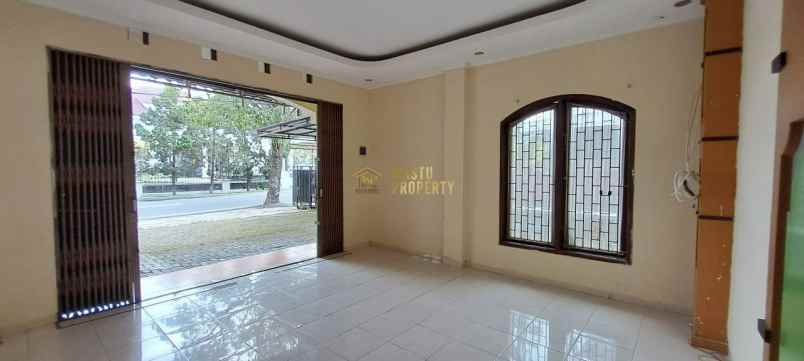 dijual rumah sariharjo