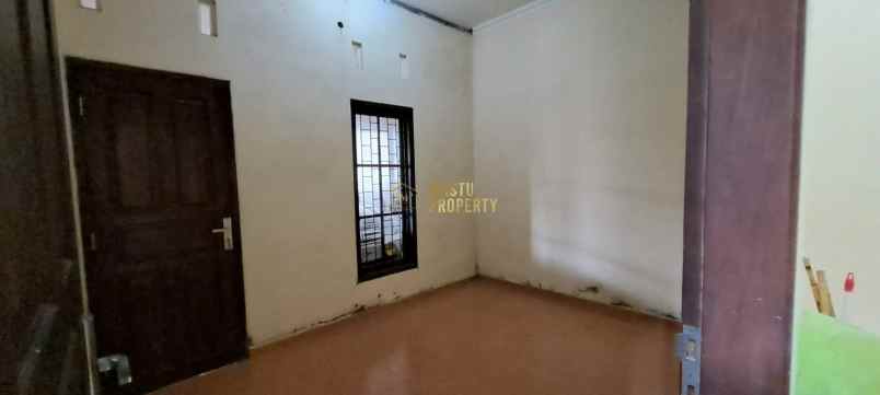 dijual rumah sariharjo