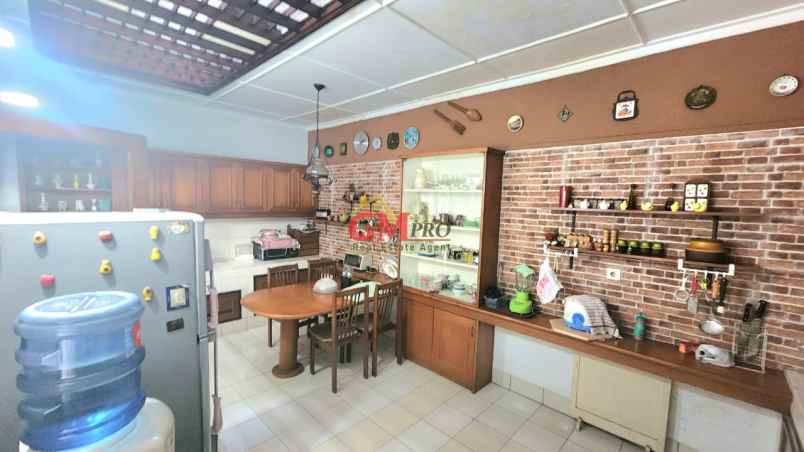 dijual rumah sayap cipaganti