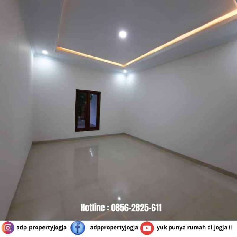 dijual rumah sd model