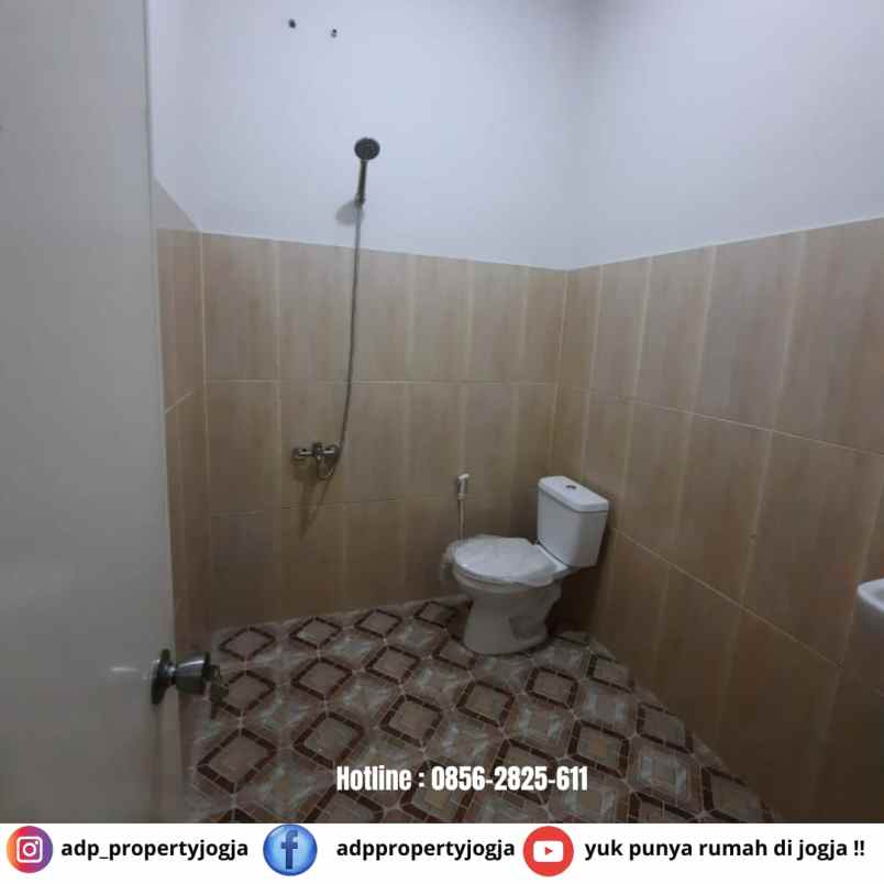 dijual rumah sd model