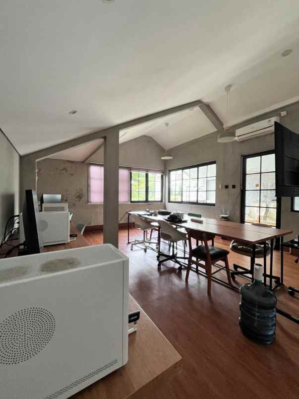 dijual rumah sekejengkol