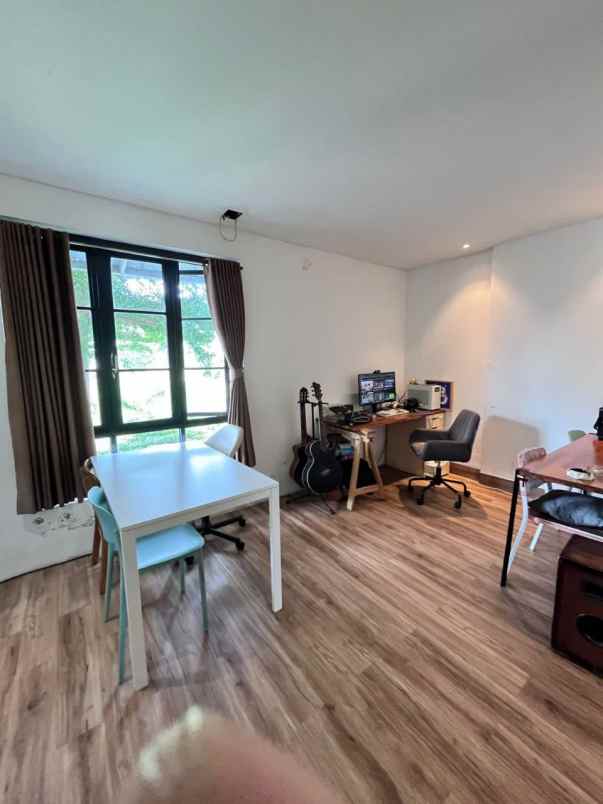 dijual rumah sekejengkol