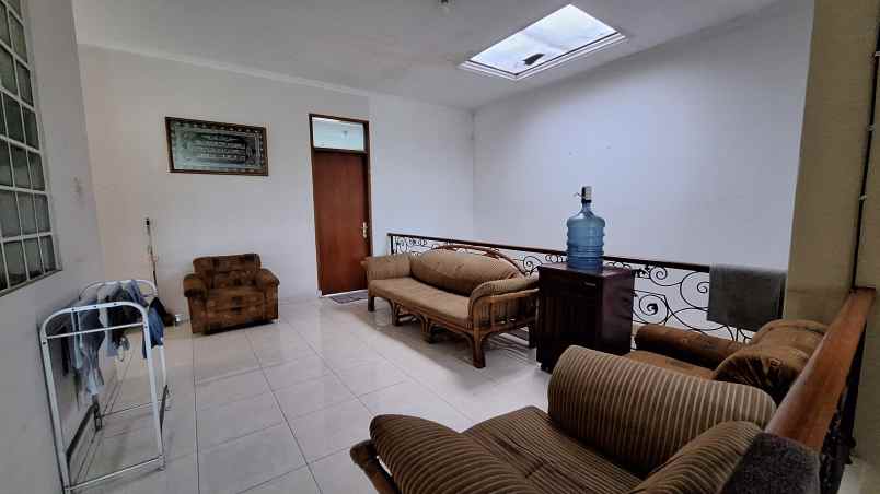 dijual rumah setrasari setramurni sukahaji