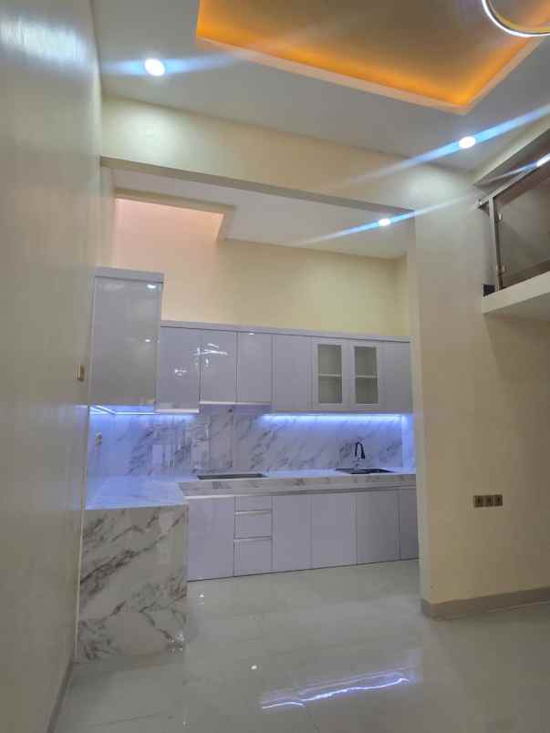 dijual rumah siap huni di harapan indah bekasi