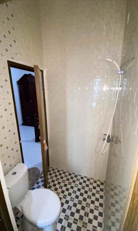 dijual rumah sidosermo