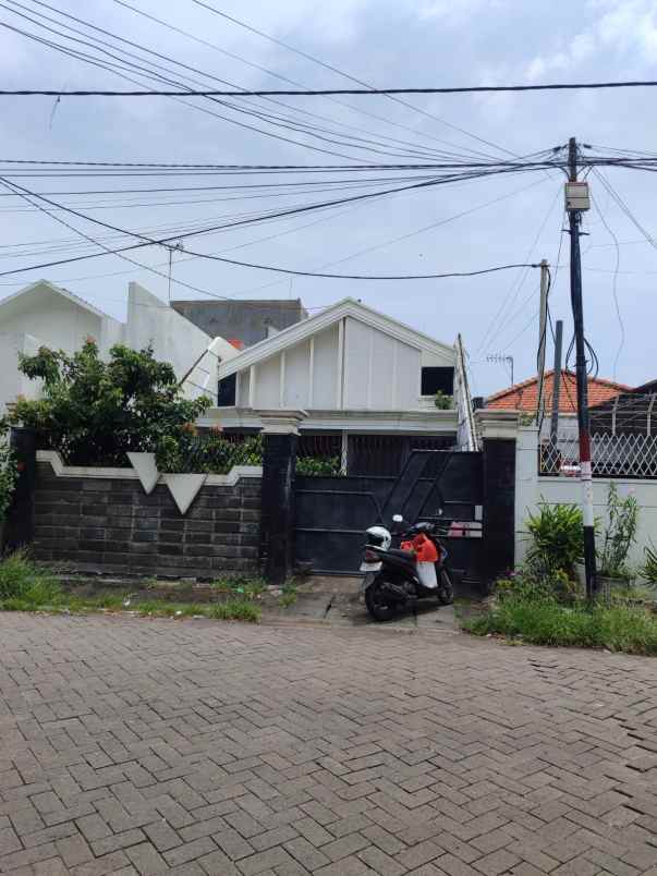 dijual rumah sidoyoso
